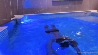 Alejo Ospina Sauna Video