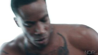 Peeping Paparazzi (Trey Donovan, Seth Knight)