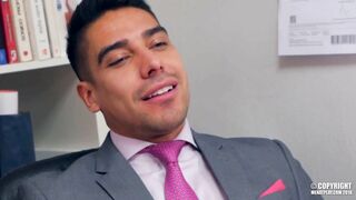 Unwrapped (Salvador Mendoza, Robbie Rojo)